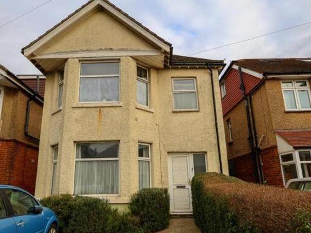 House for sale in Barton Stacey, Hampshire