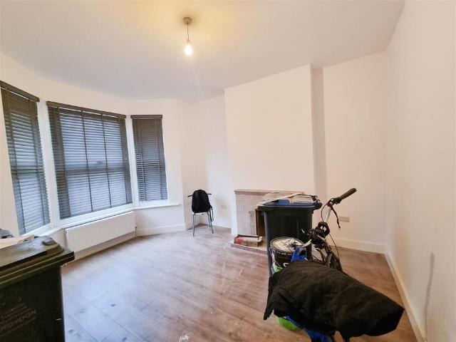 House for rent in London Borough of Croydon, Greater London