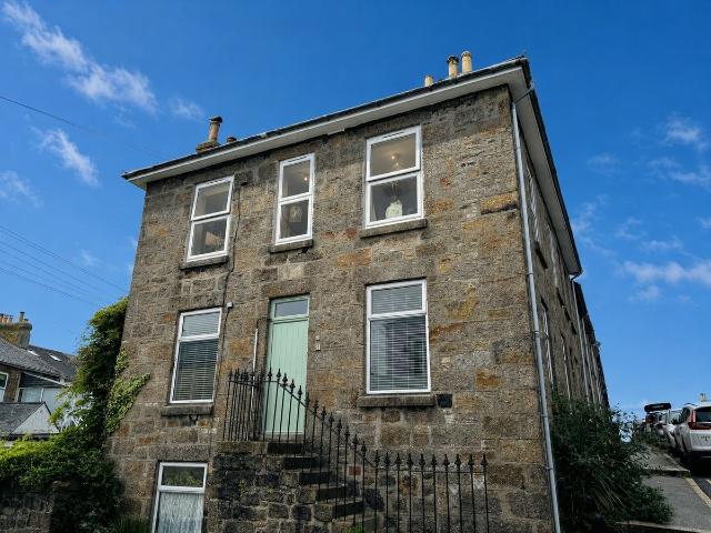 Apartment for rent in Treneere, Penzance