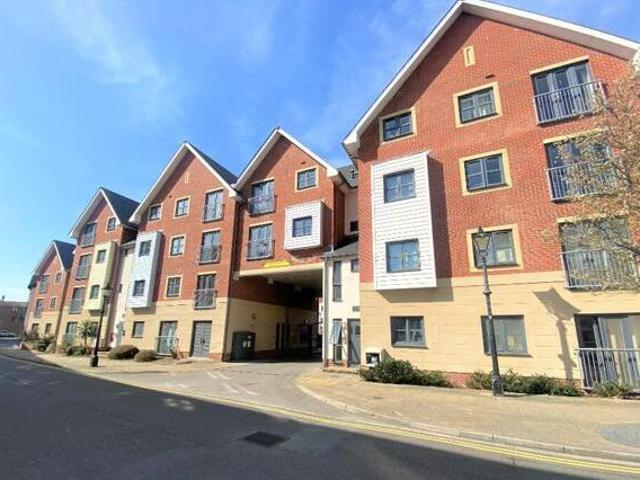 House for sale in Hampshire