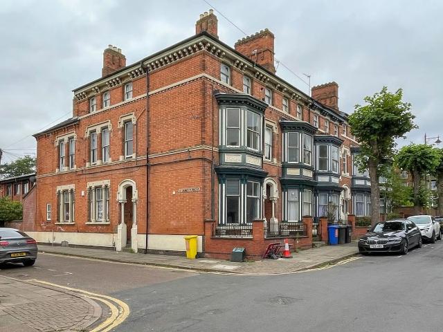 Studio for rent in Highfields, Old Wharf