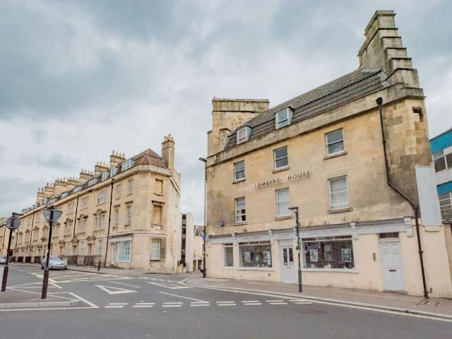Apartment for rent in Beechen Cliff, Dulcote