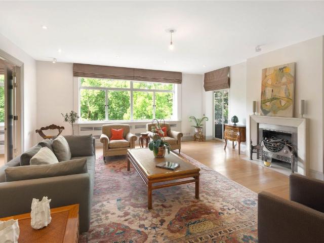 Apartment for rent in St. James's, Greater London