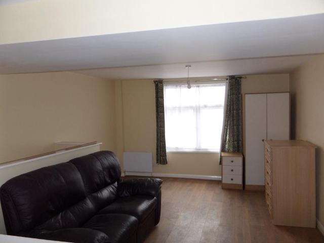 Apartment for rent in London Borough of Croydon, Greater London