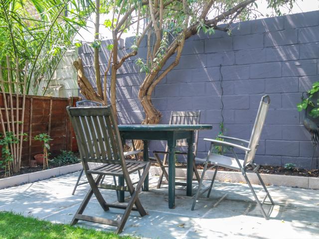 Apartment for rent in Lynton Estate, Greater London