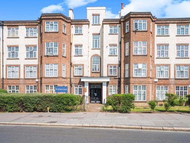 Studio for rent in London Borough of Croydon, Greater London