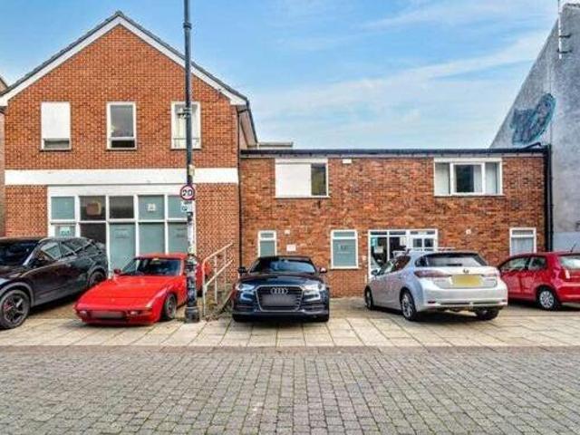 House for sale in Lakenham, East Bank