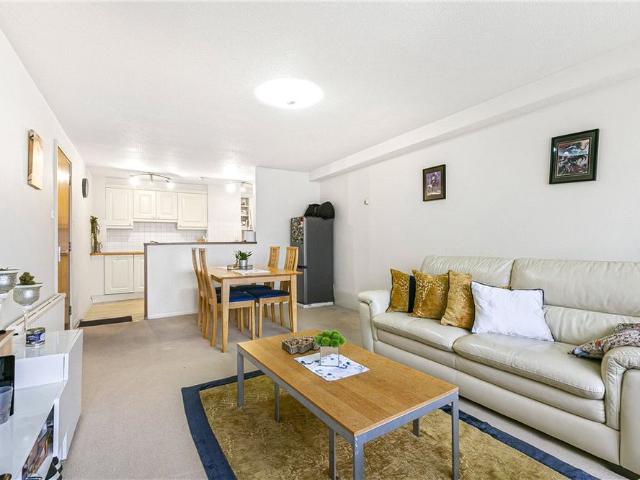 Apartment for rent in London Borough of Wandsworth, Greater London