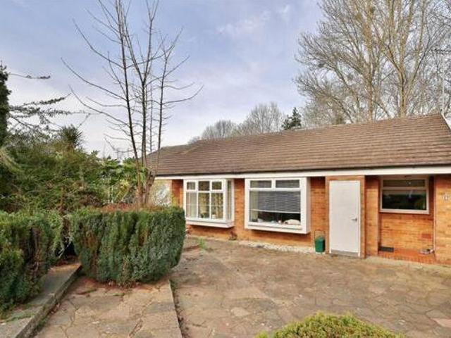 House for sale in Horsell, Woking