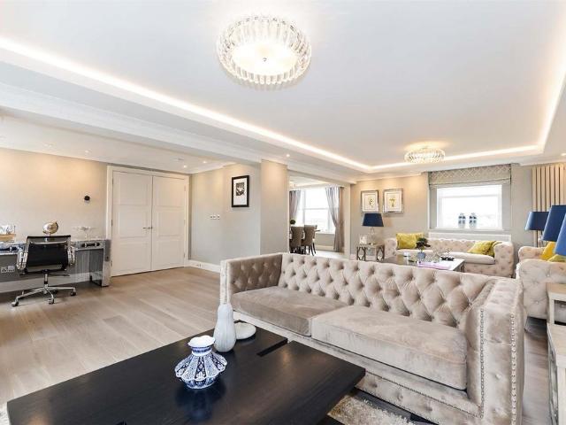 Apartment for rent in Belsize Park, Greater London