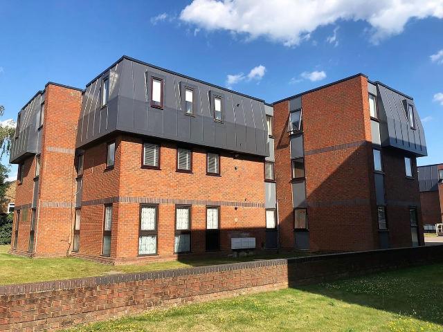 Apartment for rent in Egham, Runnymede