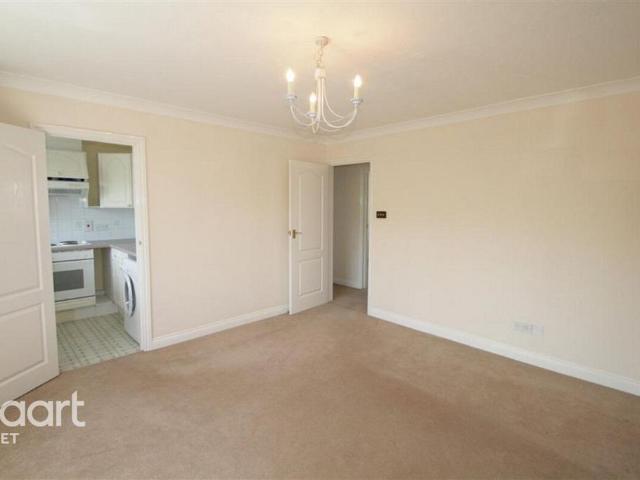 Apartment for rent in Fleet, Hart