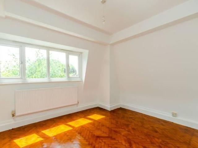 Apartment for rent in Earlsfield, Greater London