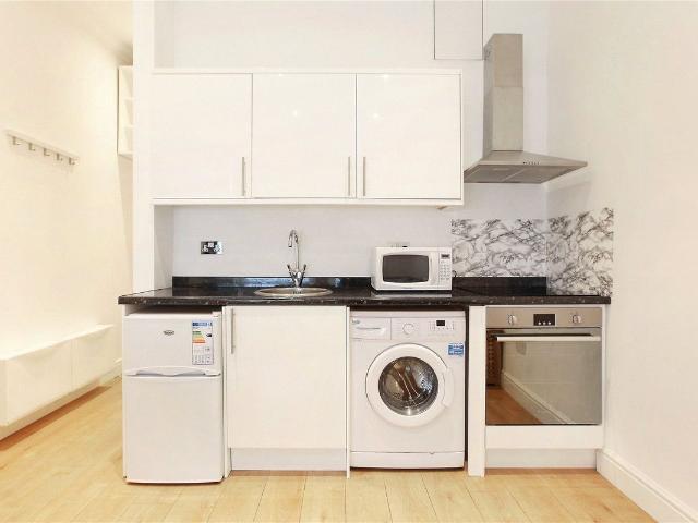 Apartment for rent in London Borough of Wandsworth, Greater London