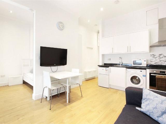 Apartment for rent in Clapham Junction, Greater London