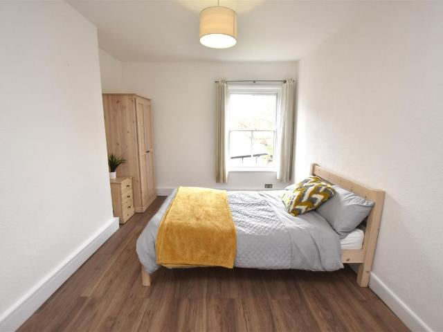 Room for rent in St Clements, Worcestershire