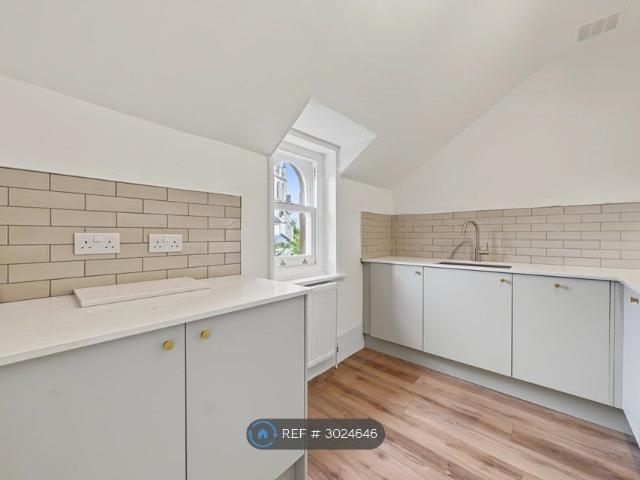 Apartment for rent in Kidbrooke, Greater London