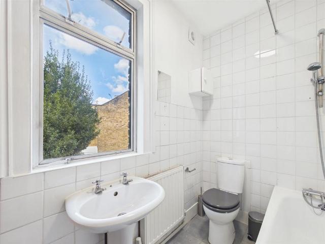 Apartment for rent in South Tottenham, Greater London