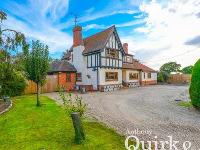 House for sale in Dale Hill, Essex