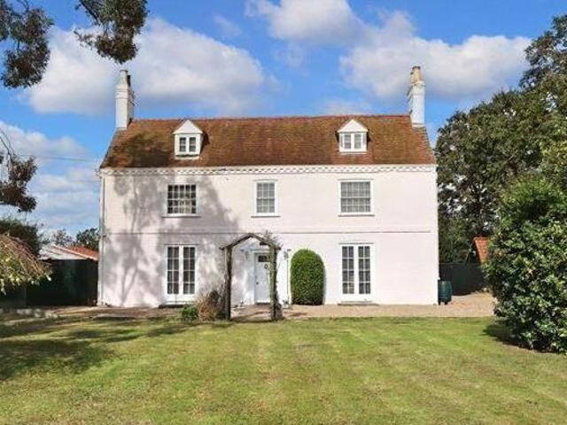 House for sale in Dale Hill, Essex