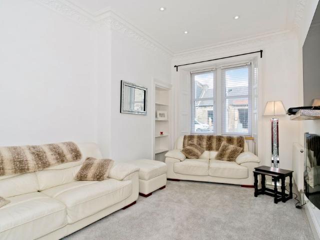 Apartment for rent in Corstorphine, Scotland