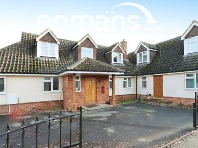 House for rent in Cove West Heath, Rushmoor