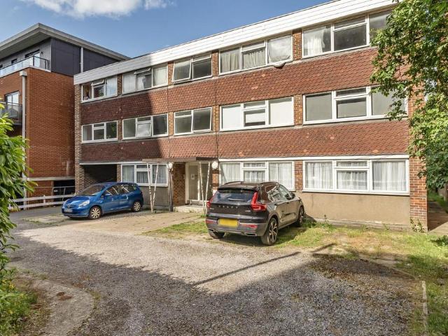 Apartment for rent in Wealdstone, Greater London