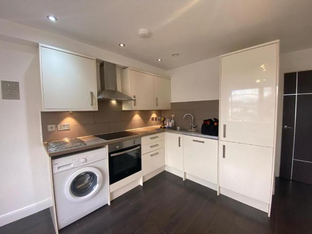 Apartment for rent in London Borough of Hounslow, Spring Grove