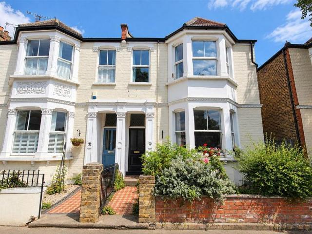 Apartment for rent in London Borough of Hounslow, Spring Grove