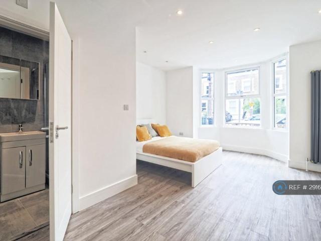 House for rent in North Watford