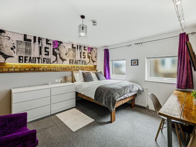Studio for rent in Milton, Alton Barnes