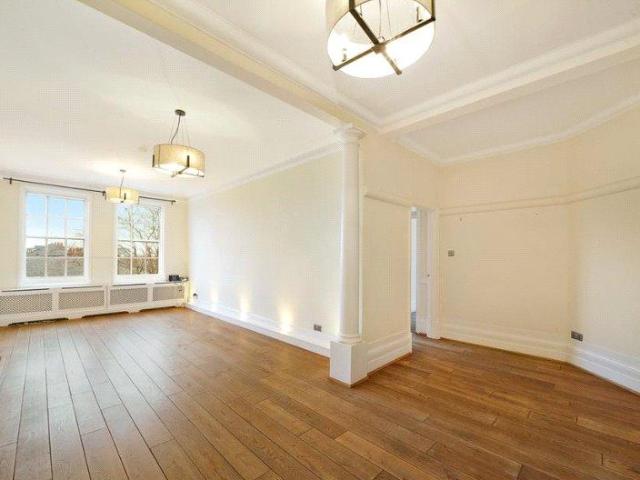 Apartment for rent in St. John's Wood, Greater London