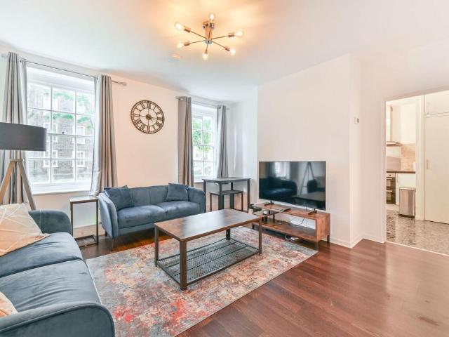 Apartment for rent in St. John's Wood, Greater London