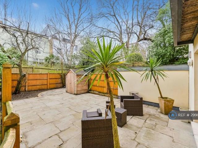 Apartment for rent in St. John's Wood, Greater London
