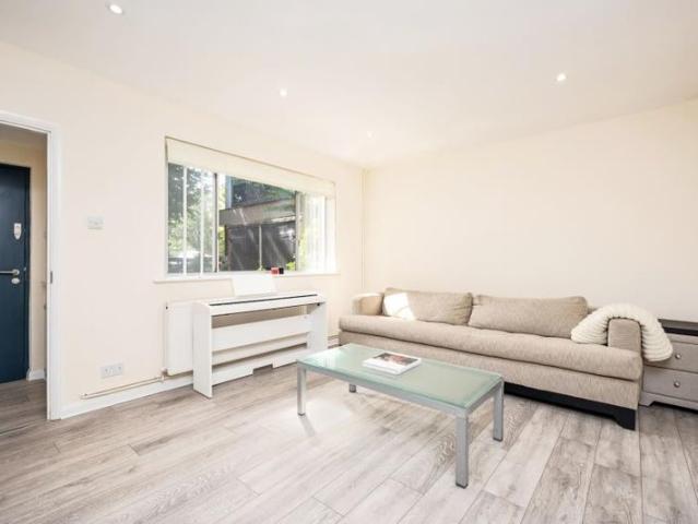 House for rent in Chalk Farm, Primrose Hill