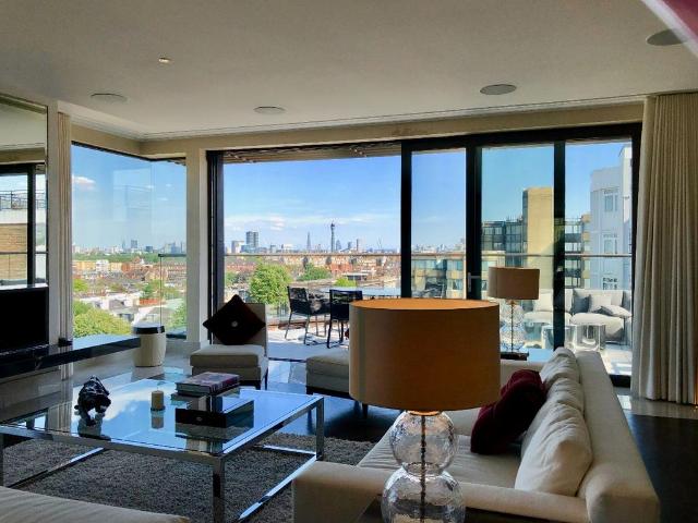 Apartment for rent in St. John's Wood, Greater London