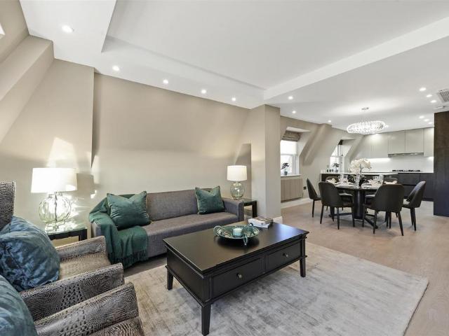 Apartment for rent in Belsize Park, Greater London