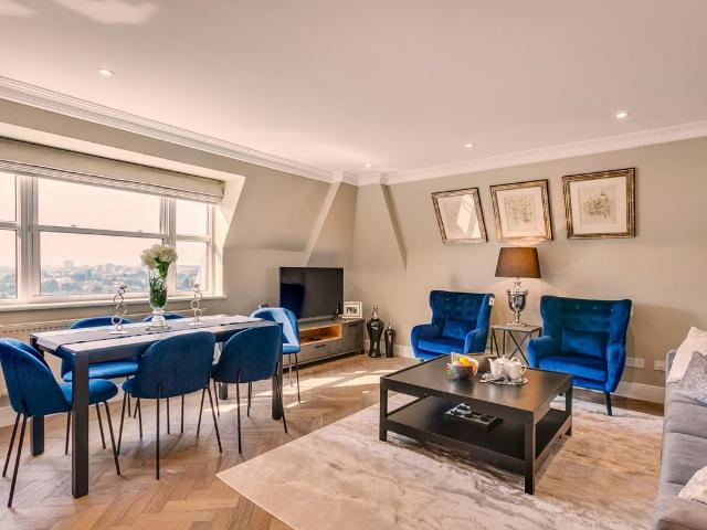 House for rent in Swiss Cottage, Greater London