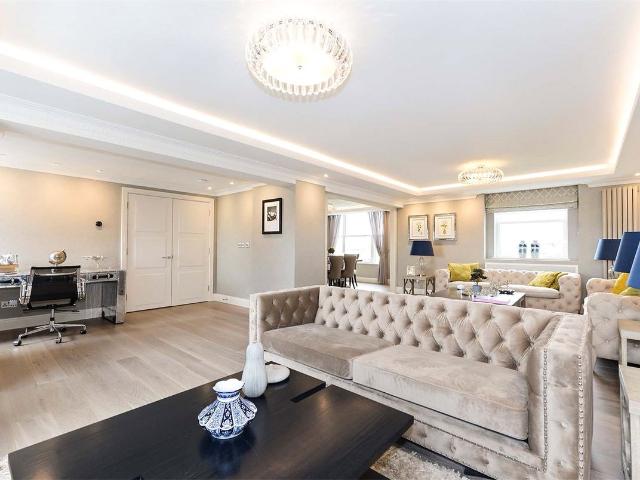 Apartment for rent in Belsize Park, Greater London