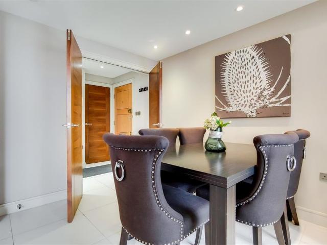 Apartment for rent in Belsize Park, Cat Hill