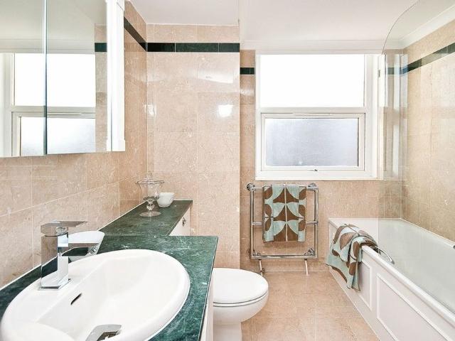 Apartment for rent in Belsize Park, Cat Hill