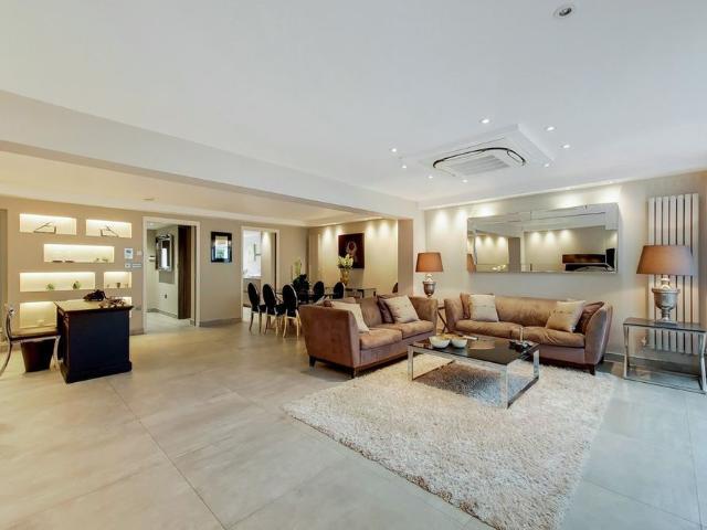 Townhouse for rent in Belsize Park, Isle Of Man