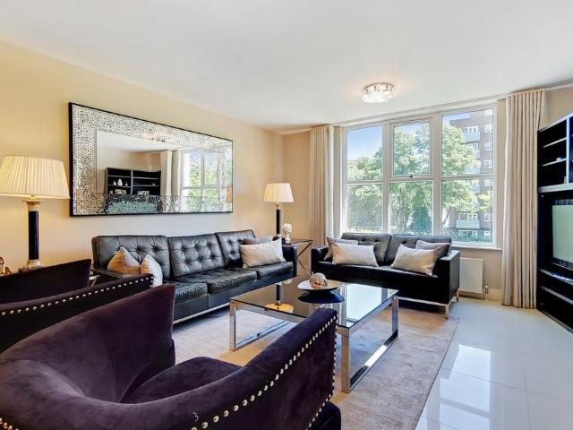Apartment for rent in St. John's Wood, Greater London
