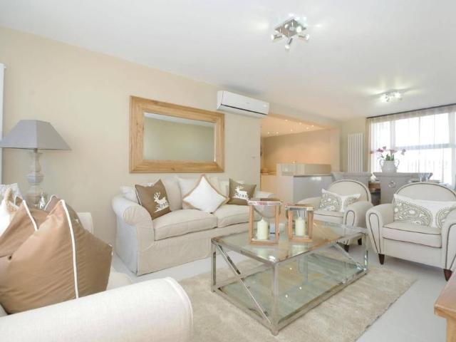 Apartment for rent in Belsize Park, Greater London