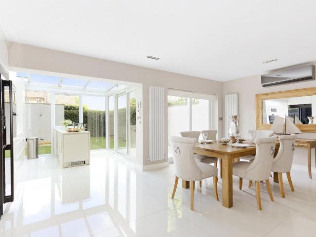 House for rent in Belsize Park, Greater London