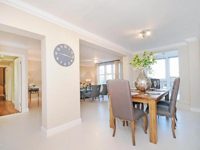House for rent in Belsize Park, Greater London