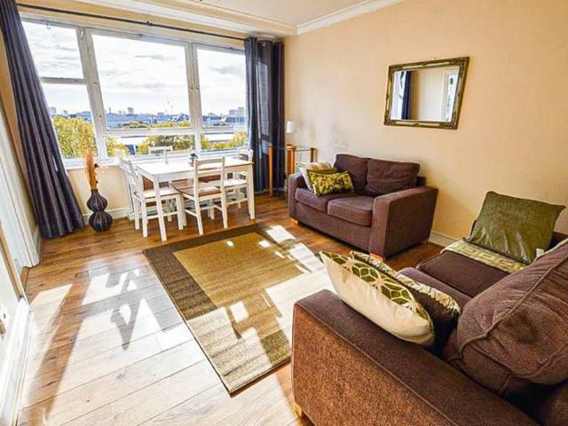 Apartment for rent in St. John's Wood, Isle Of Man