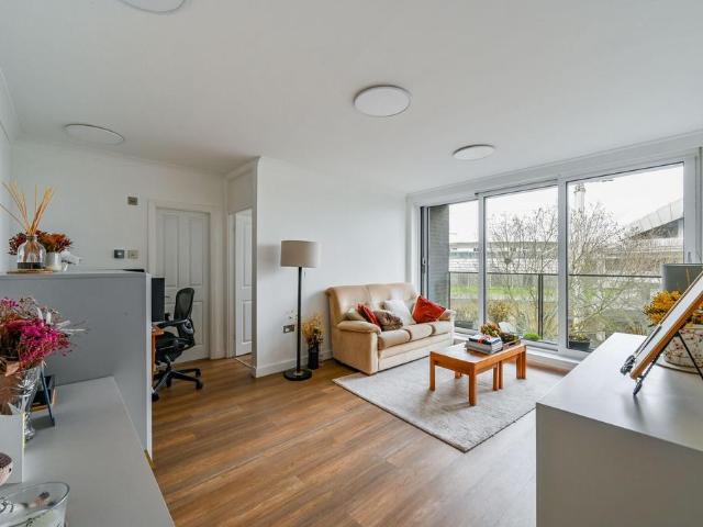 Apartment for rent in St. John's Wood, Greater London