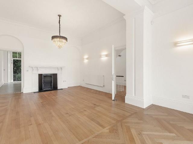 House for rent in St. John's Wood, Greater London