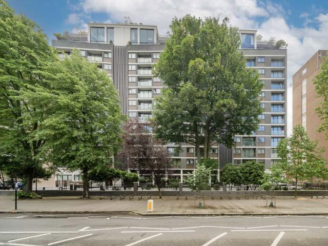 Apartment for rent in St. John's Wood, Greater London